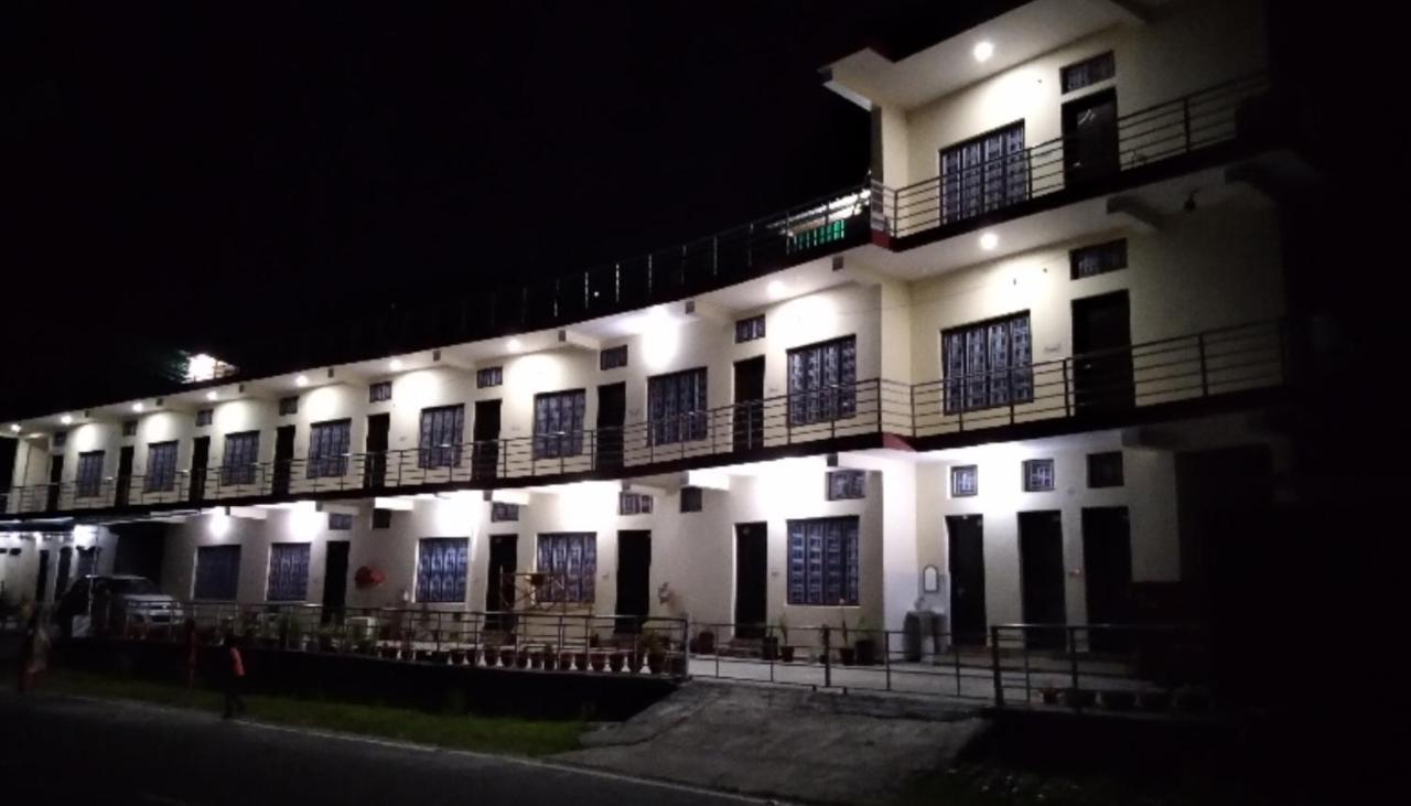 Hotel Vikram Palace Barkot 外观 照片